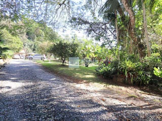 Terreno à venda na Rua Guabiruba, 620, Água Verde, Blumenau por R$ 1.700.000