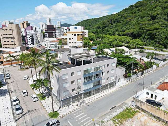 Apartamento com 3 dormitórios à venda, 105 m² por R$ 890.000,00 - Caiobá - Matinhos/PR