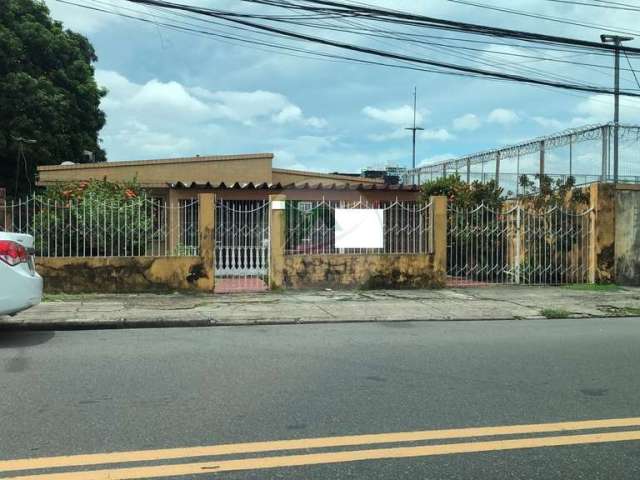 Casa com 4 quartos a venda no bairro Adrianópolis, Manaus