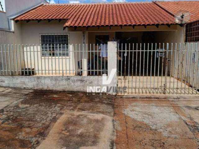 Casa com 2 dormitórios à venda, 76 m² por R$ 305.000,00 - Vila Marumby - Maringá/PR