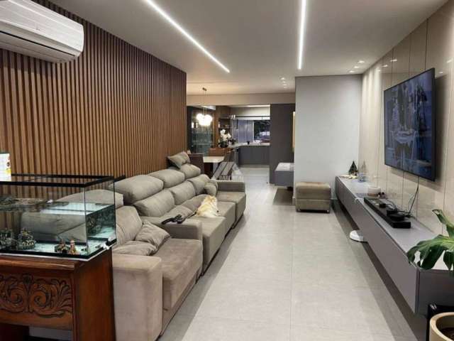 Apartamento com 4 quartos à venda na Carmela Dutra, 500, Centro, Jataizinho por R$ 530.000