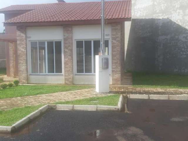 Terreno em condomínio fechado à venda na Rua Siqueira Campos, Uvaranas, Ponta Grossa por R$ 95.000