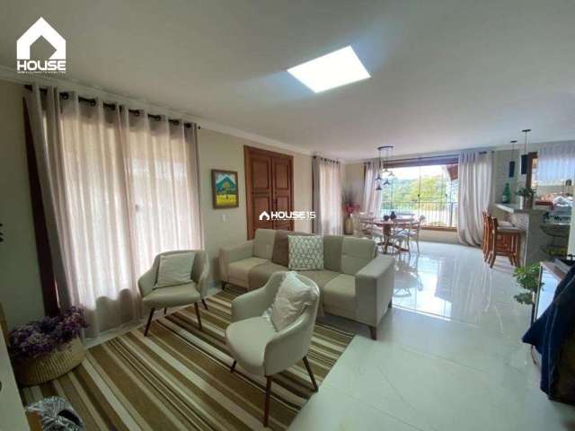 Casa em condomínio fechado com 3 quartos à venda na Arace, 1, Aracê, Domingos Martins por R$ 2.100.000