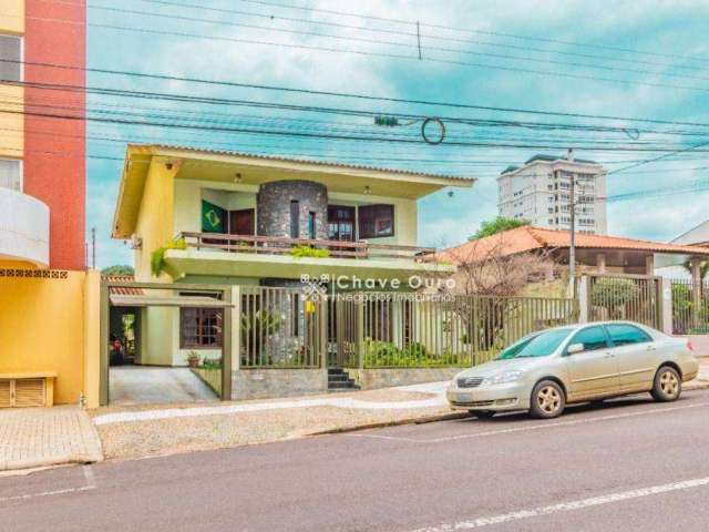 Sobrado à venda, 276 m² por R$ 1.600.000,00 - Centro - Cascavel/PR