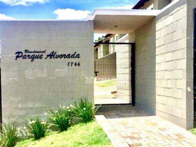 Sobrado com 2 dormitórios à venda, 64 m² por R$ 245.000,00 - Brasília - Cascavel/PR