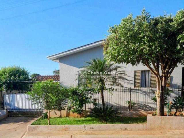 Casa com 3 dormitórios à venda em Perobal, próximo à Umuarama, 133 m² por R$ 160.000 - Centro - Perobal/PR