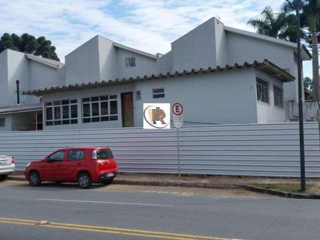 Casa na Rua Fagundes Varela, 1817, Bacacheri, Curitiba - PR - ID