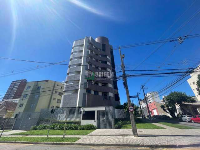 Apartamento em Água Verde  -  Curitiba