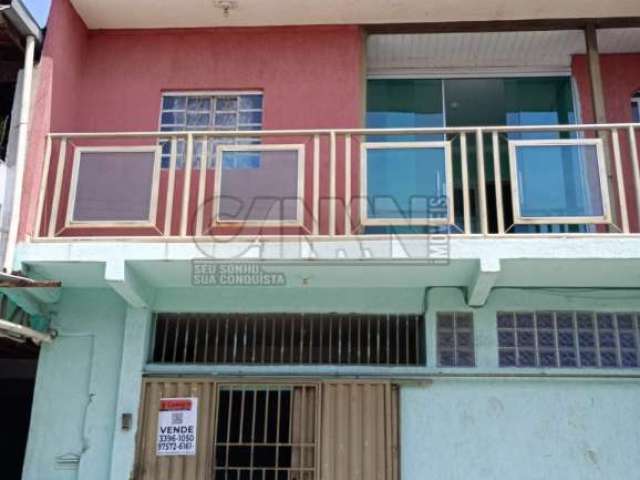 Casa com 5 quartos à venda no Bandeirantes, Contagem  por R$ 439.000