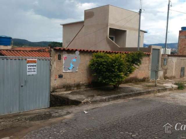 Casa com 3 quartos à venda no São Pedro, Ibirité  por R$ 290.000