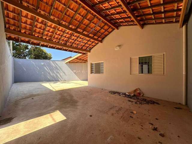 Casa à Venda com 02 dormitórios, Loteamento Santa Rosa, Piracicaba, SP - R$298 mil