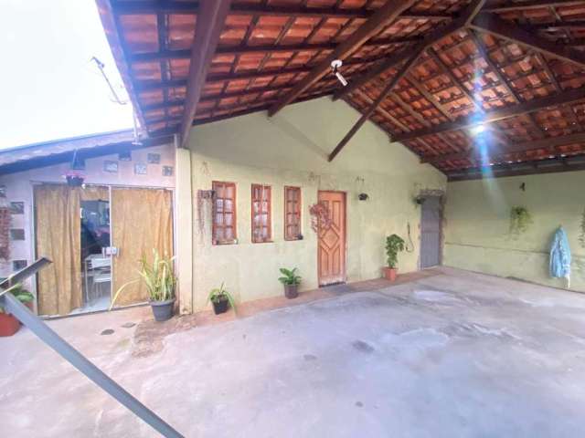 Casa à venda, 04 Dormitórios (sendo 01 suíte), Residencial Doutor Jorge Coury, Rio das Pedras, SP