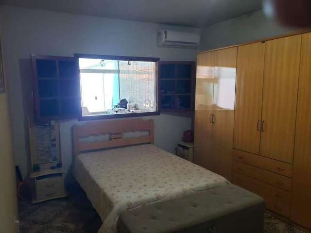 Casa à Venda com 02 dormitórios (quartos) amplos, no bairro Monte Líbano, em Piracicaba, SP