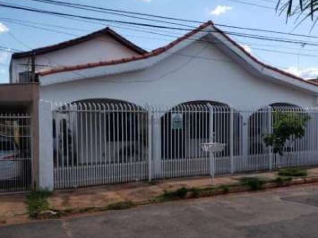 Casa com 4 quartos à venda na Avenida Deputado Milton Teixeira de Figueredo, 43, Morada do Ouro II, Cuiabá, 360 m2 por R$ 430.000