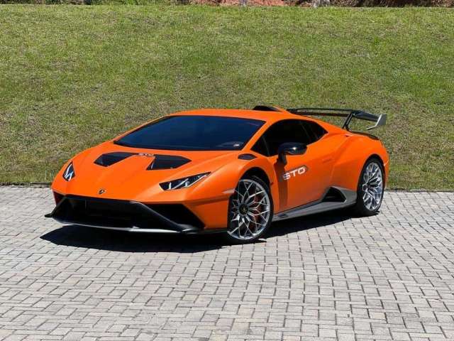 Lamborghini Huracan STO 5.2 V10 - Laranja - 2022/2022