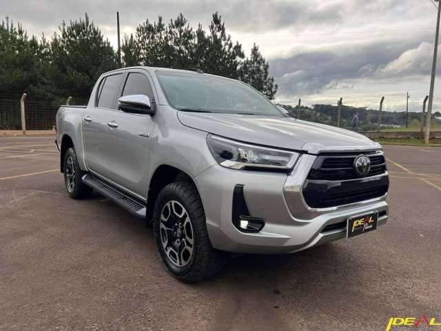 Toyota Hilux SRX - Prata - 2021/2021
