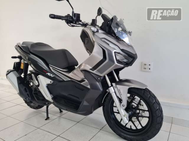 Scooter ADV 150