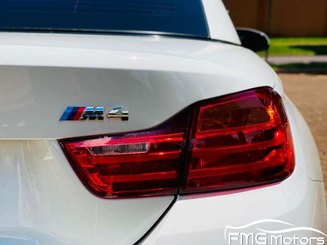 BMW M4 3.0 Cabriolet Bi-Turbo 6cil - 2015 - Garantia Até 2025