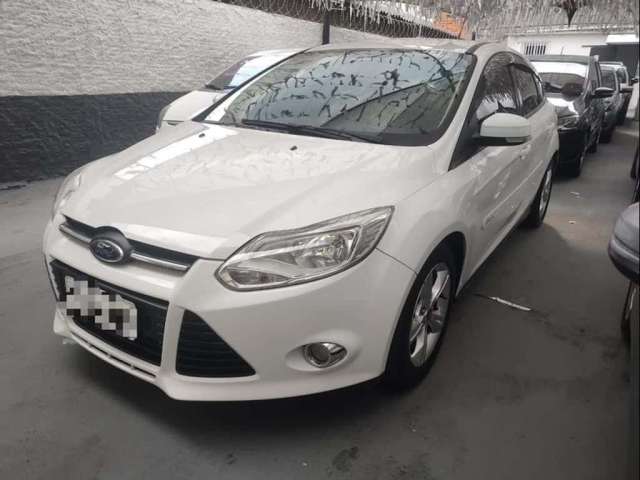 FORD FOCUS AT 1.6H 2015