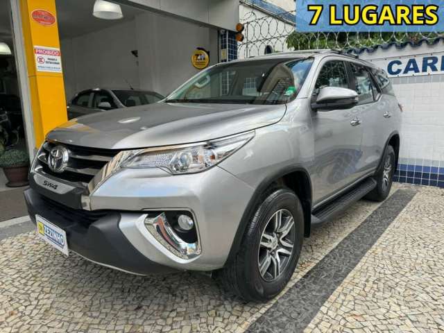 Toyota Hilux sw4 2019 2.7 srv 7 lugares 4x2 16v flex 4p automático