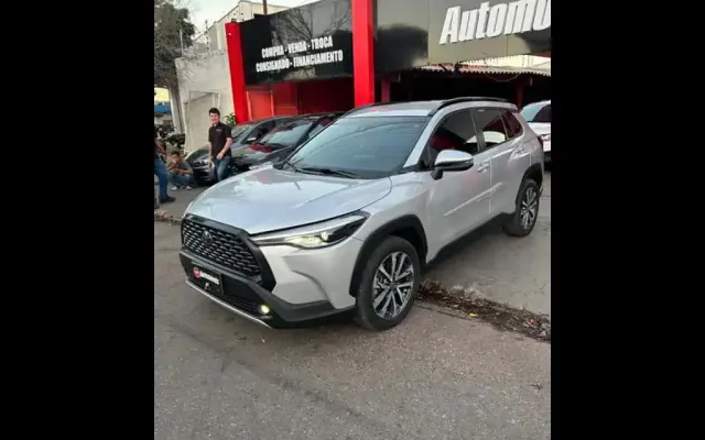 toyota-corolla-cross-em-varzea