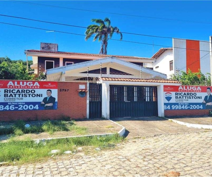 Casa em condomínio fechado na Rua Pedro Fonseca Filho, Ponta Negra, Natal - RN - ID: 12353635 | Chaves na Mão Casa em condomínio fechado na Rua Pedro Fonseca Filho, Ponta Negra, Natal - RN - ID: 12353635 | Chaves na Mão