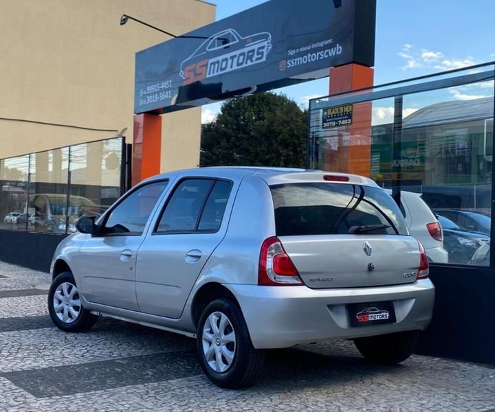 Renault Clio 2016 por R$ 33.900, Curitiba, PR - ID: 5696194