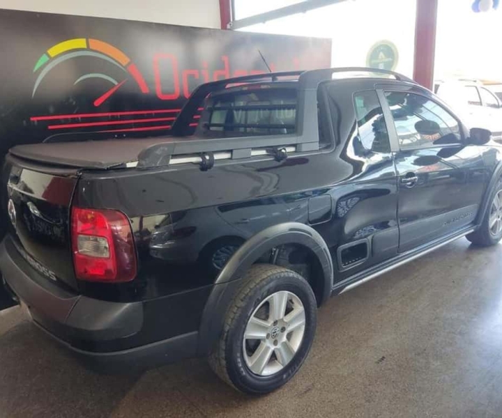 Veículo à venda: VOLKSWAGEN Saveiro CROSS CE Total Flex 2011/2012