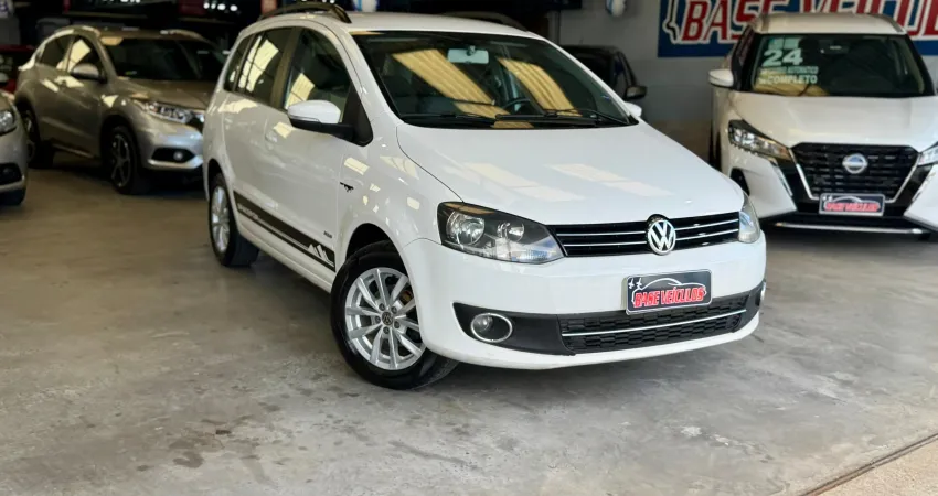 Volkswagen Spacefox Trend 1.6 flex manual completa e com garantia