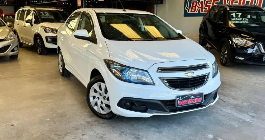 Chevrolet Prisma LT 1.4 completo com bancos em couro e reserva!