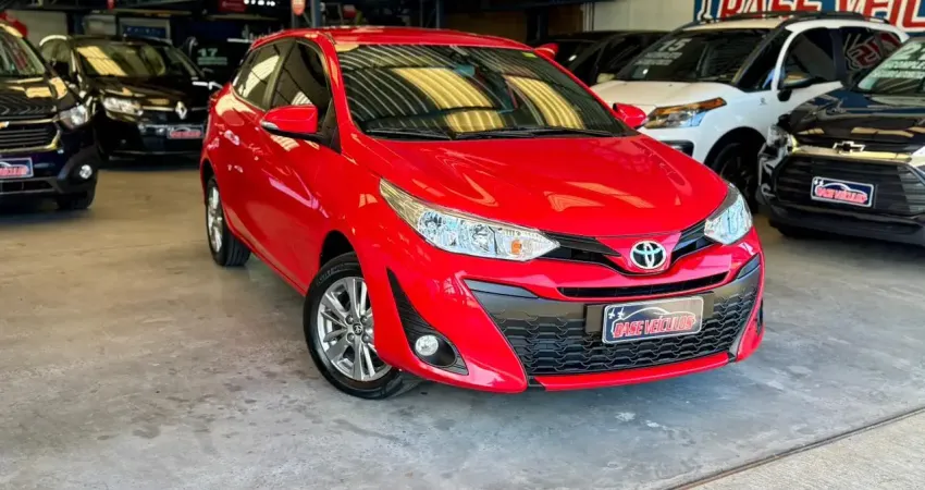 2020 Yaris Hatch XL Plus 1.5 Automático de único dono com chave e manual