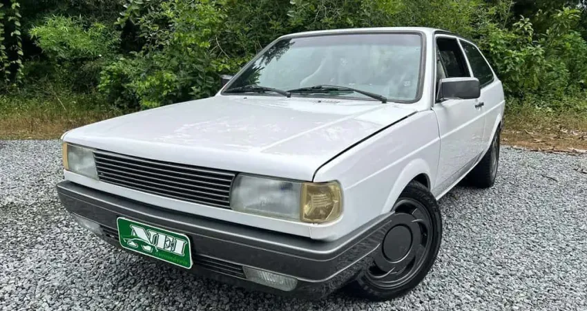 Volkswagen Gol CL 1.8 - Branca - 1993/1993