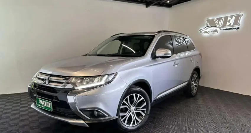 Mitsubishi Outlander 2.2 165cv Diesel Aut.  - Prata - 2015/2016
