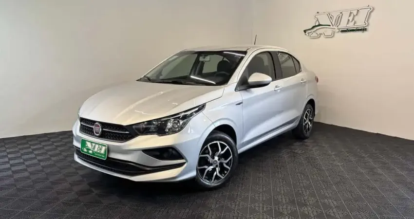 Fiat Cronos DRIVE 1.3 8V Flex  - Prata - 2019/2020