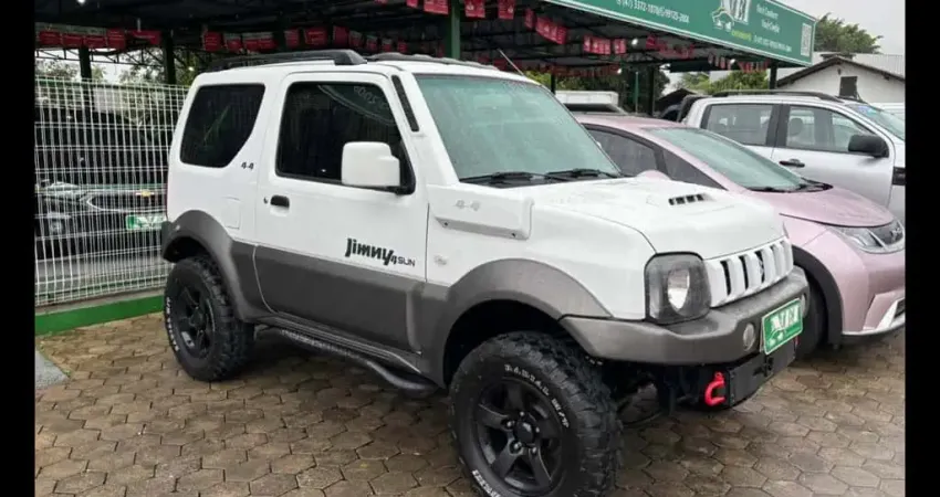 Suzuki Jimny 4SUN 1.3 16V  - Branca - 2014/2015