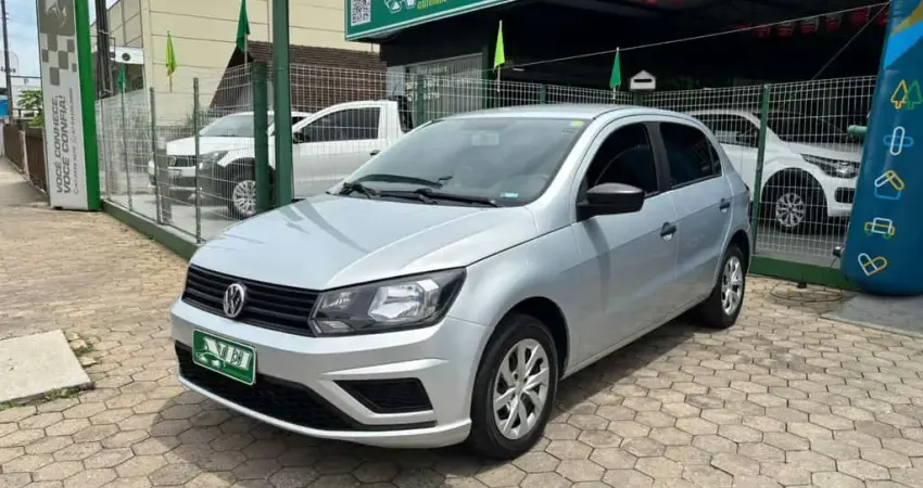 Volkswagen Gol 1.0 Flex 12V 5p  - Prata - 2019/2020