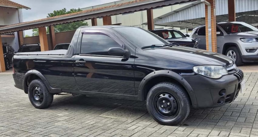Fiat Strada 1.4 mpi Fire Flex 8V CS  - Preta - 2010/2011