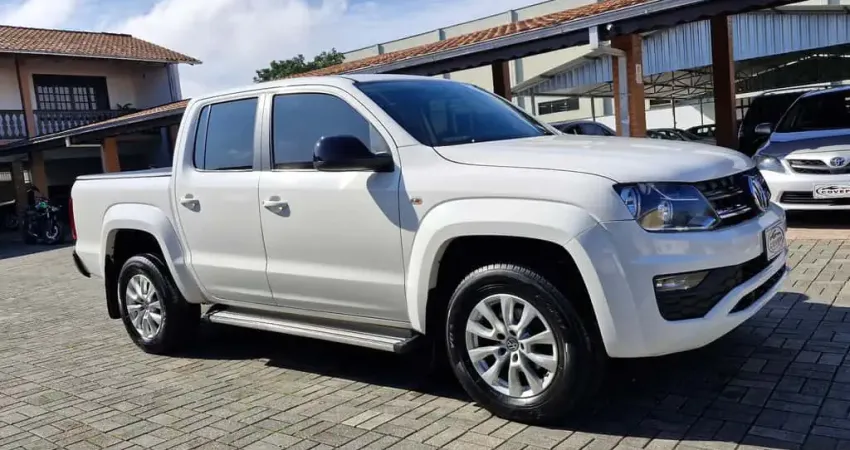 Volkswagen Amarok CD 2.0 TDI 4x4 Dies. Aut. - Branca - 2019/2020