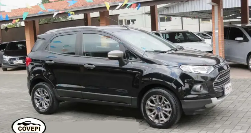 Ford EcoSport 1.6 Freestyle - Preta - 2013/2014
