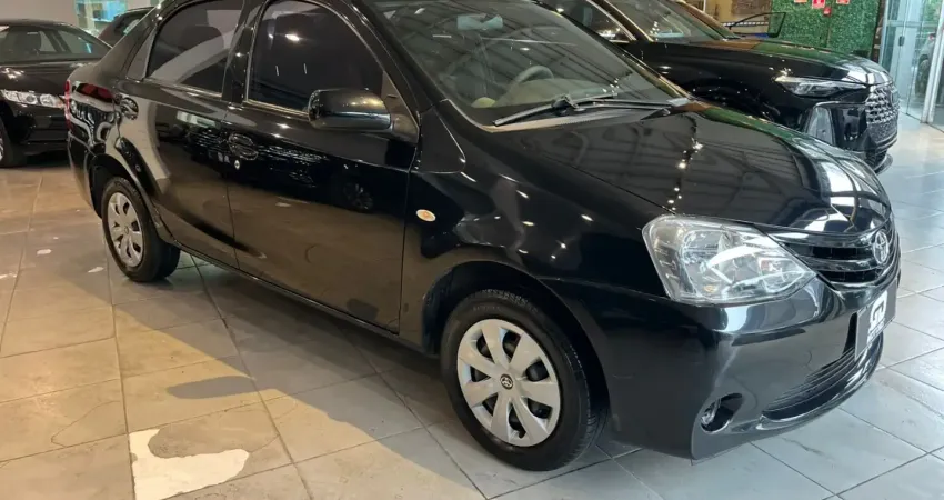 TOYOTA - ETIOS