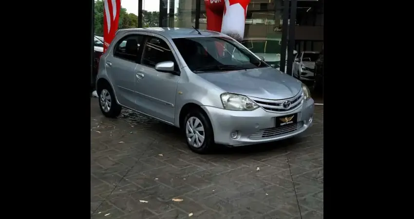 TOYOTA Etios Hatch 1.5 16V 4P FLEX XS