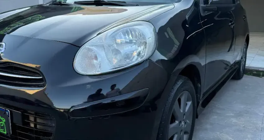 NISSAN MARCH FLEX 2012 / MODELO 2013