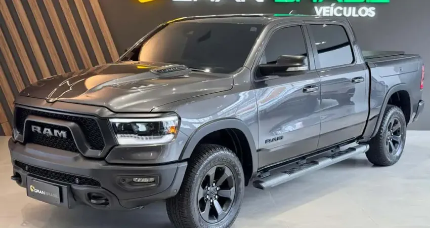 RAM 1500 REBEL 5.7 HEMI CD V8 4x4 Aut.