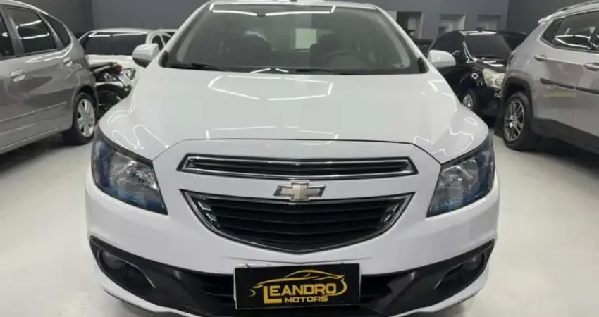 Chevrolet Onix 2015 1.4 mpfi ltz 8v flex 4p automático