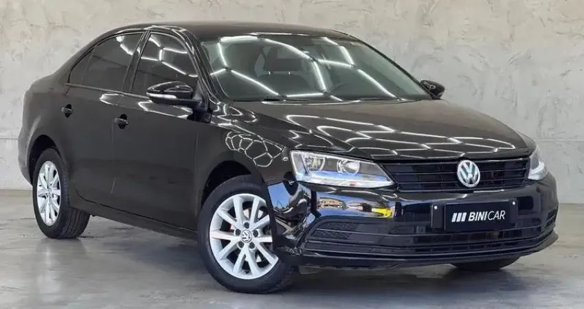 VOLKSVAGEN  JETTA 1.4 TSI MANUAL 2016 - Motorização turbo de 150 cavalos