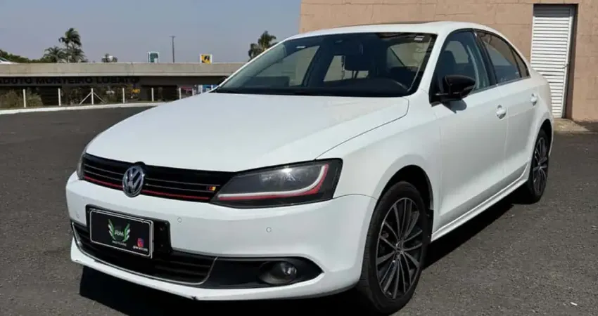 Volkswagen Jetta 2014 2.0 tsi highline 211cv gasolina 4p tiptronic