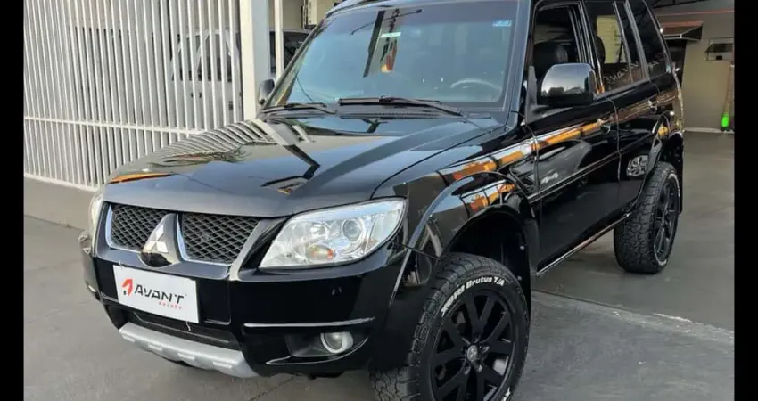 Mitsubishi Pajero TR4 Flex Automático
