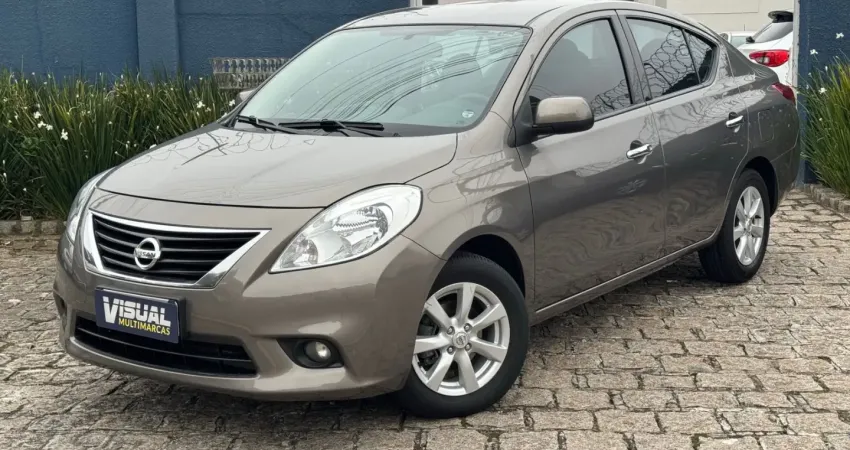 Nissan Versa SL 1.6 Manual 2014 109.000 km