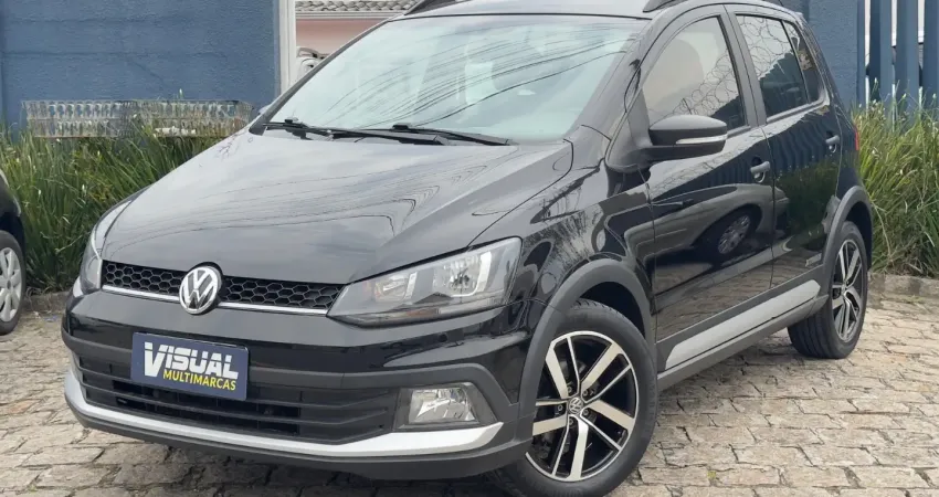 Volkswagen Fox Xtreme 1.6 2018  Preto  97.000 km  Perícia Cautelar Aprovada