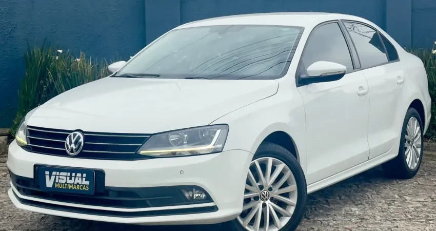 Volkswagen Jetta Comfortline 1.4 TSI Automático 2017 – Branco – 87.000 km – Impecável